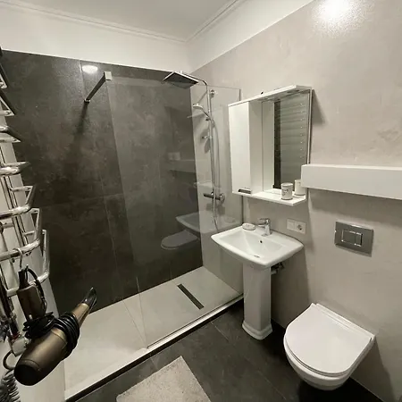 тиха з балконом в центрі біля оперного театру! Lviv