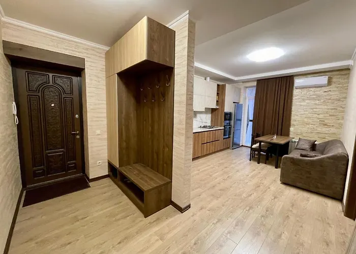 тиха з балконом в центрі біля оперного театру! Apartman Lviv