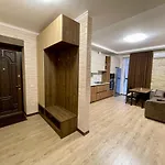 тиха з балконом в центрі біля оперного театру! Apartman Lviv