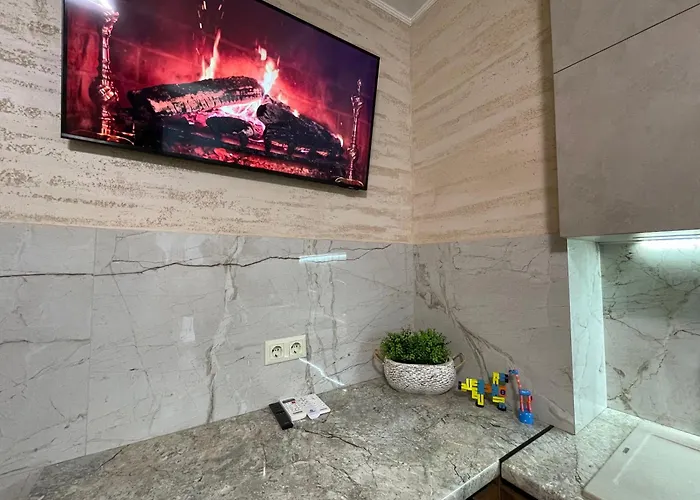 Apartment тиха з балконом в центрі біля оперного театру! *